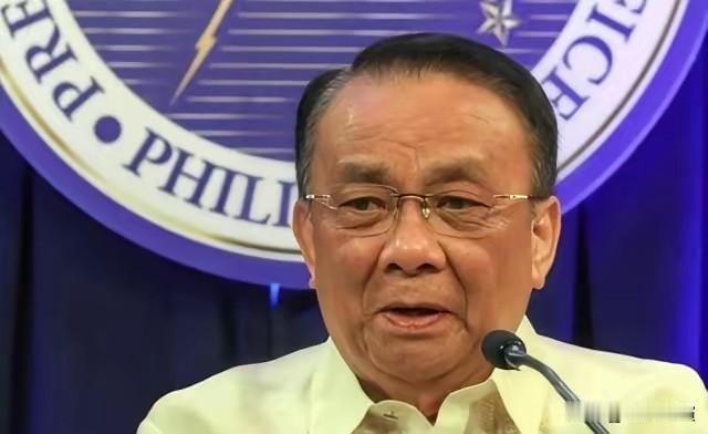 中菲这一战，晚打不如现在打菲律宾这话说得太霸道，先闯黄岩岛被驱离，又拿美国导