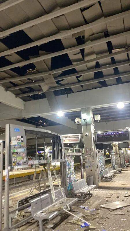 3月19日，据央视早间新闻报道，昨天，伊朗革命卫队为伊朗最高国家安全委员会秘书拉