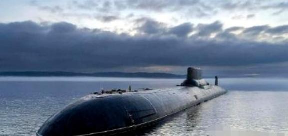 为什么俄罗斯不拿北风之神来换中国的055？说句不好听的，俄罗斯拿北风之神换中国的