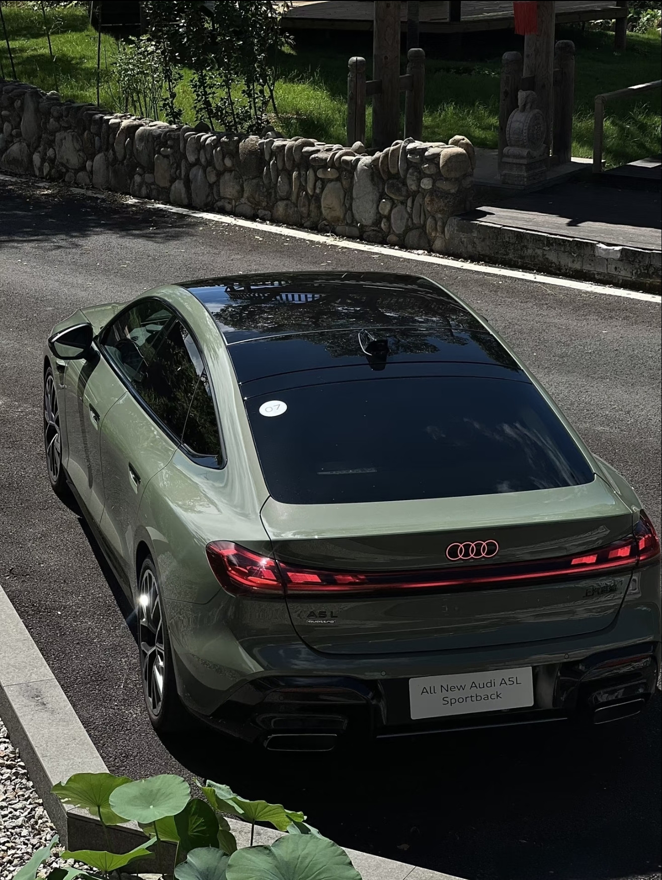 聊到德系轿跑，奥迪A5和宝马4系绝对是绕不开的两台车。一个挂着quattro四驱