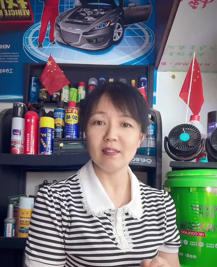 毁车的原因之长期停放。很多车友买了电车以后会把油车停放在车库，一两个月都不动