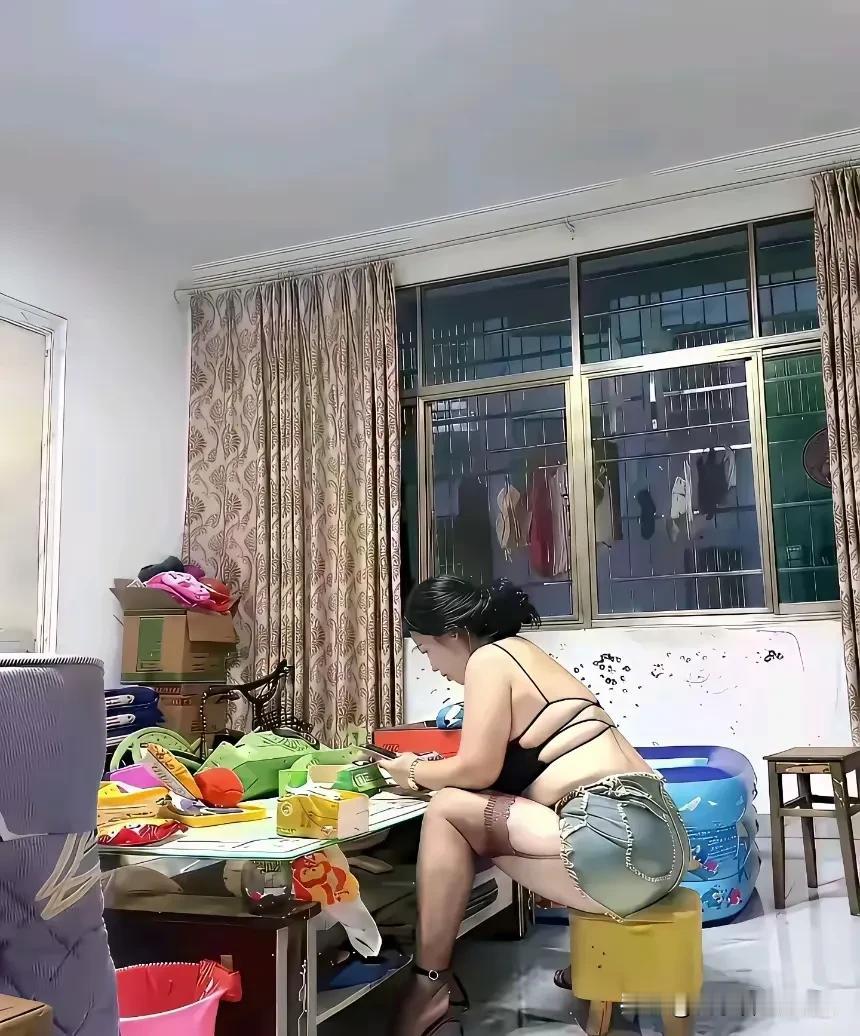 把我的强迫症都逼出来了，特别想帮她解开，不难受吗？有什么好办法，友友们支个招。