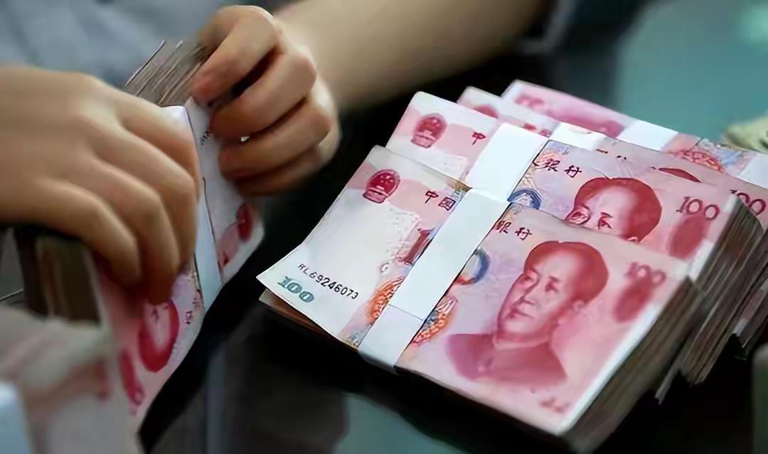 存款大势已定？从2026年9月起，银行储蓄市场或有4大变化不少人去银行续定期的