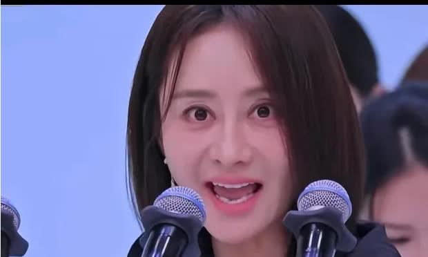 看了五公选人环节，不得不感叹陈德容心态真好。每次都被剩下，最后才组好队。