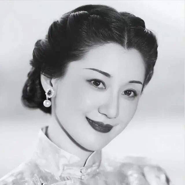 1949年，上海市公安局榆林分局军代表欧震，在查处国民党军官毕晓辉藏匿武器案时，