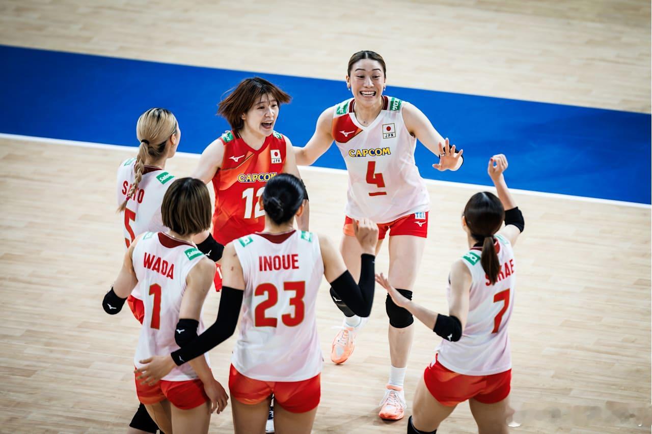 日本女排3-0（25-1525-2327-25）零封世界排名第12的捷克女排