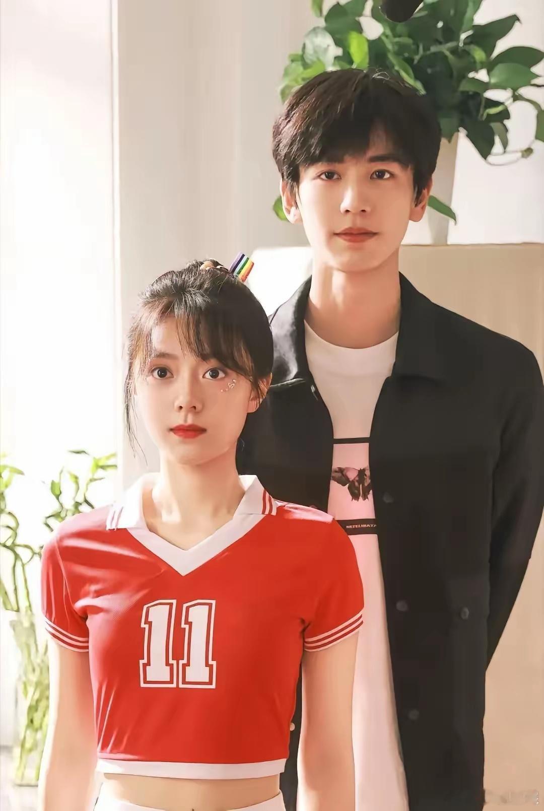 你知道现在哪个女演员最不开心吗？当然是赵今麦了!​大夏天的，二十多集戏，背台词，