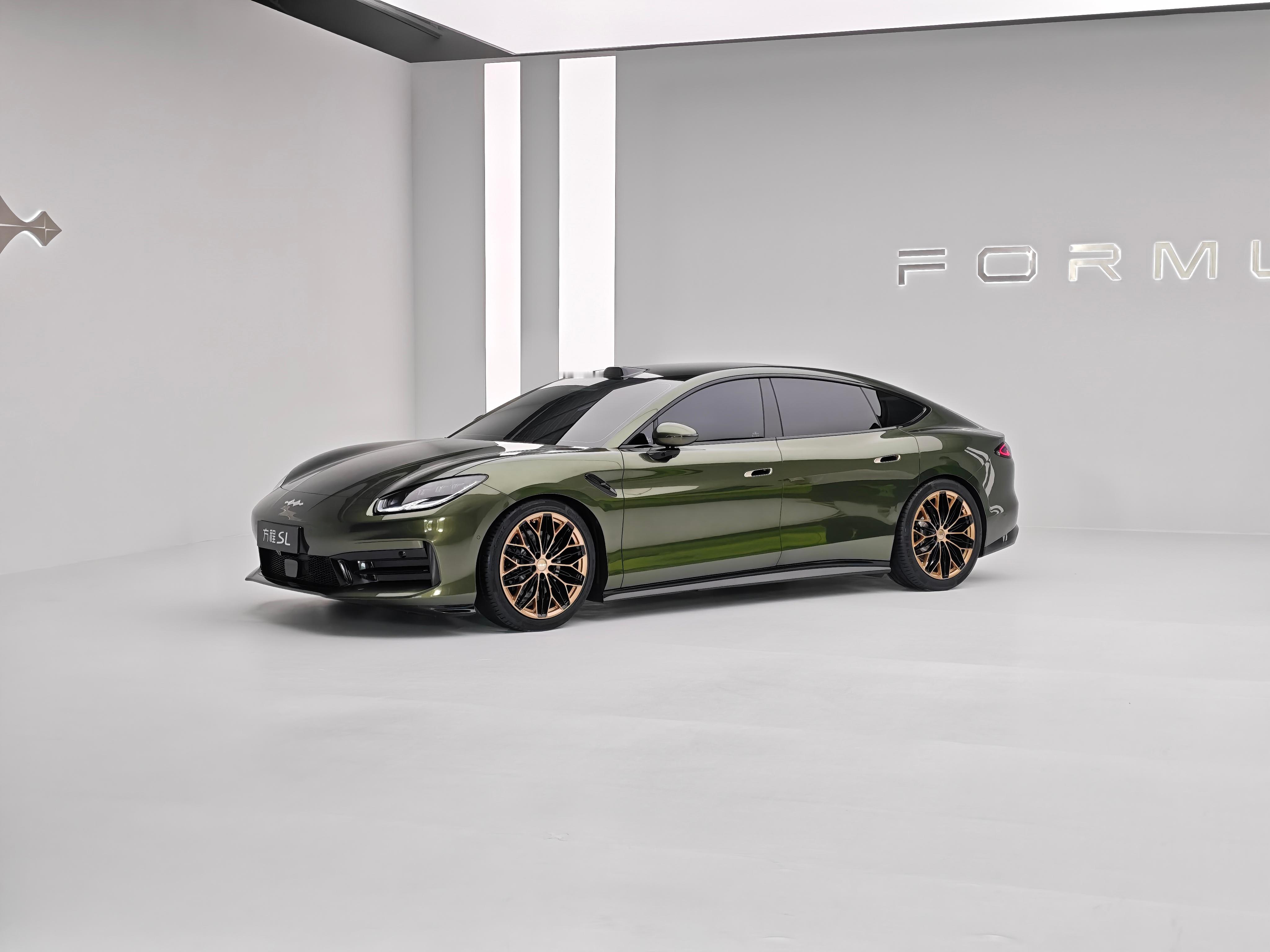 方程SL大家觉得如何，我觉得真的很霸气，要的就是这种感觉！对不对。方程s系列今年