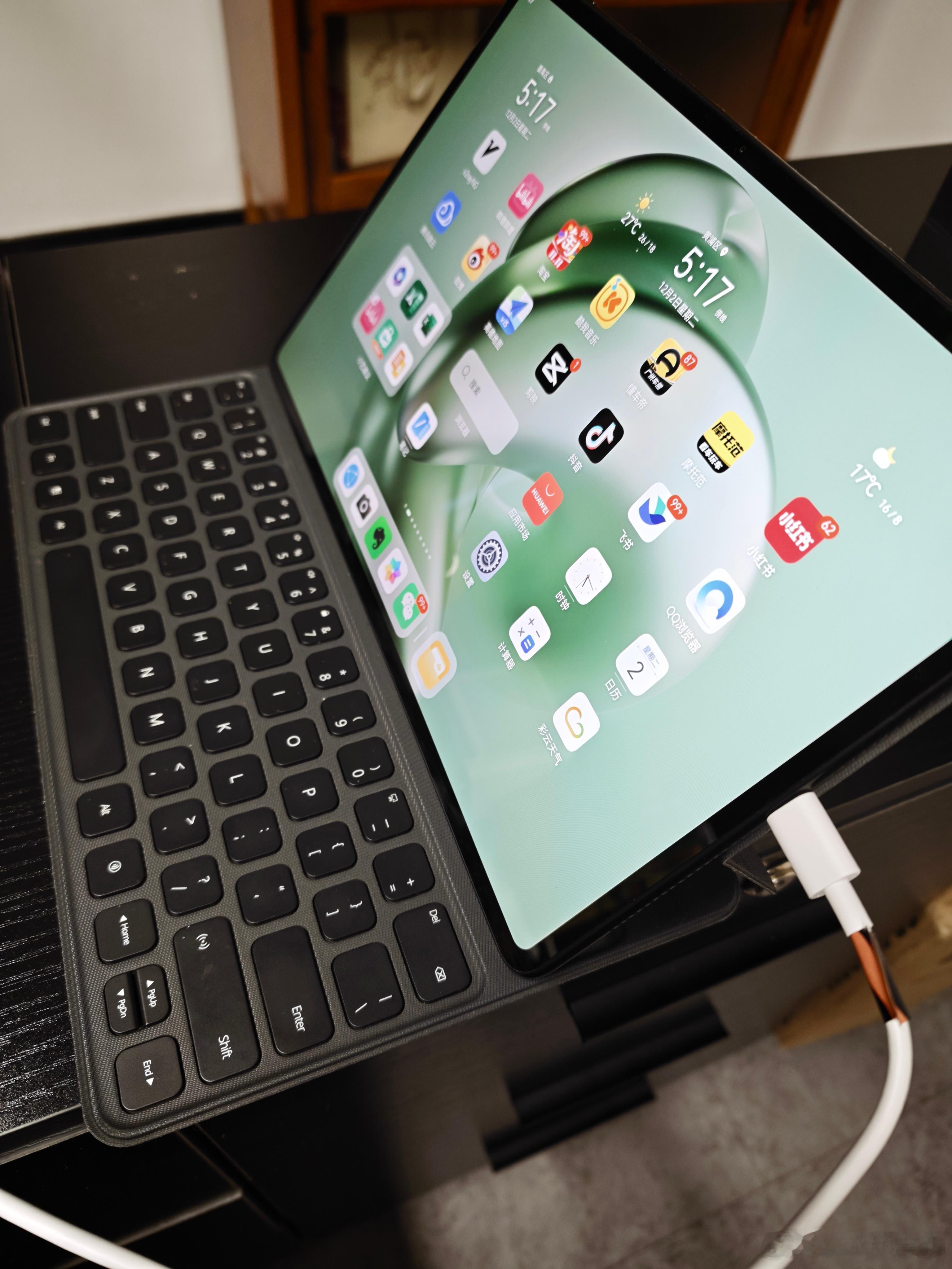 在电子消费产品这件事情上，我觉得自己有些“冷门癖”，想去探索一些不同于普通人的选