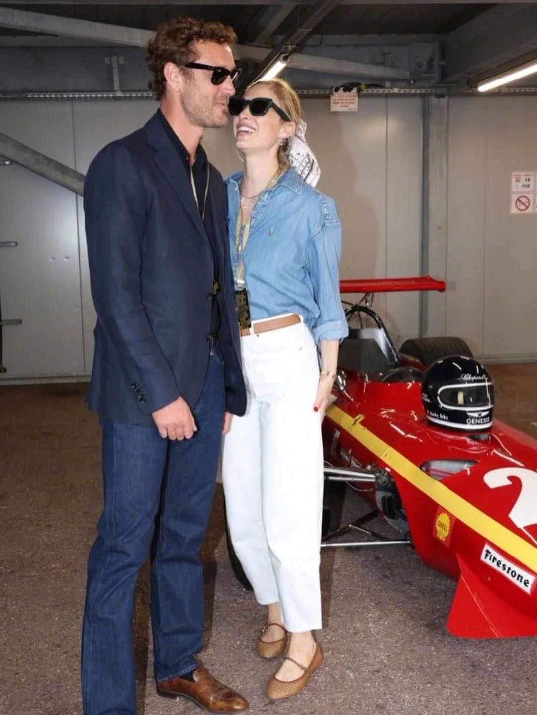 第15届摩纳哥历史大奖赛，皮埃尔PierreCasiraghi和妻子Bea