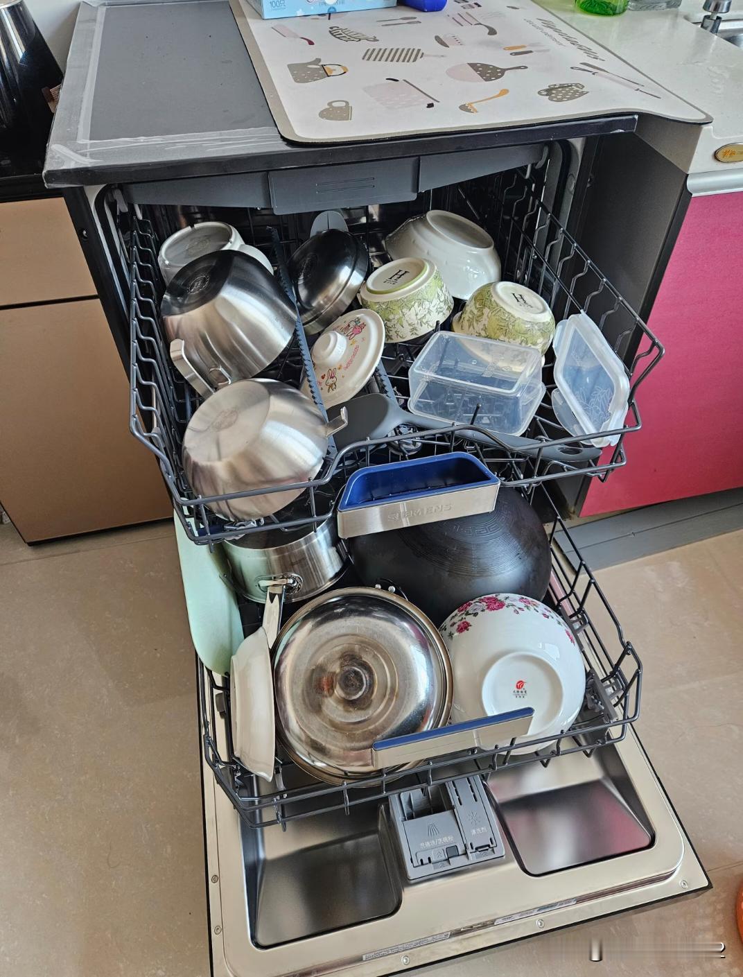 洗一次碗水电9毛钱来吧老有人说洗碗贵，贵不？今天我就算下大概耗材亮蝶价