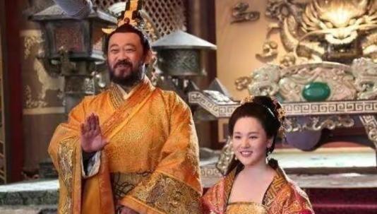 1008年，新科进士李遵勖娶了宋真宗的妹妹万寿公主。洞房花烛夜，驸马兴冲冲地进了