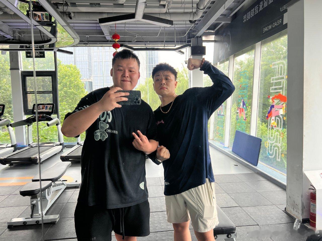 真胖和虚胖的区别了解一下哈哈哈哈哈哈​​​