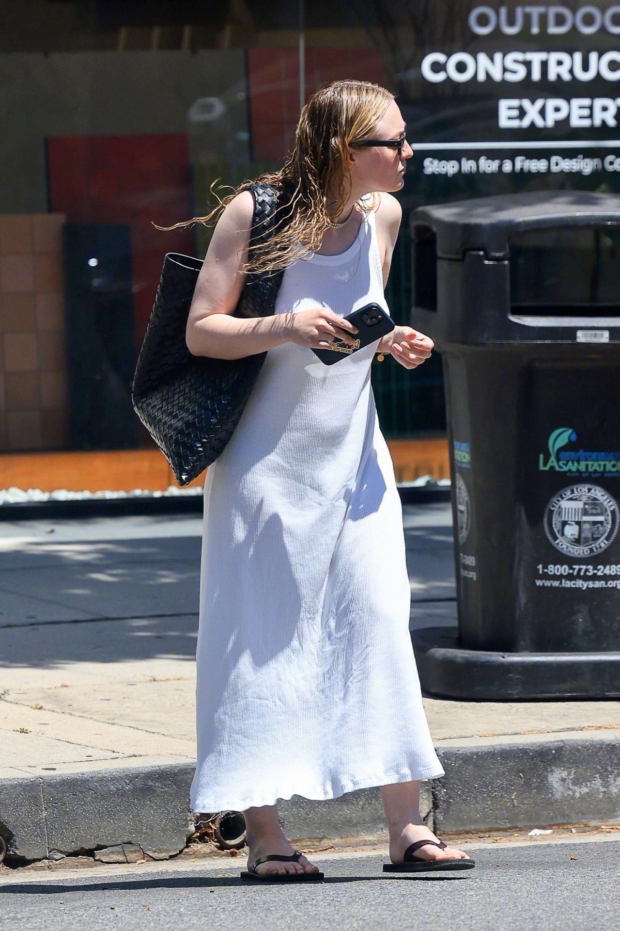 总有人说好久没见姐姐，嗯，姐姐来了！达科塔·范宁(DakotaFanning