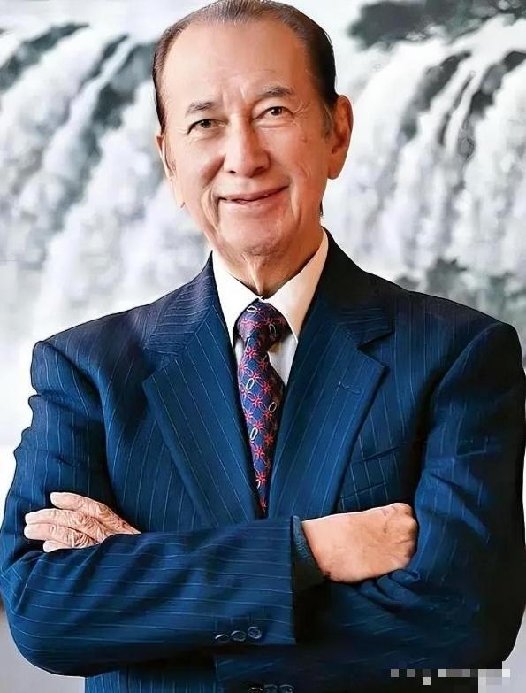 赌王何鸿燊生前曾讲过：“等你赢了2000万打算走时，赌场不会拦你。可就在你转身那