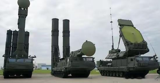 数百亿中俄武器为何挡不住美军？委内瑞拉事件揭秘，中国军售真相​2026年1月