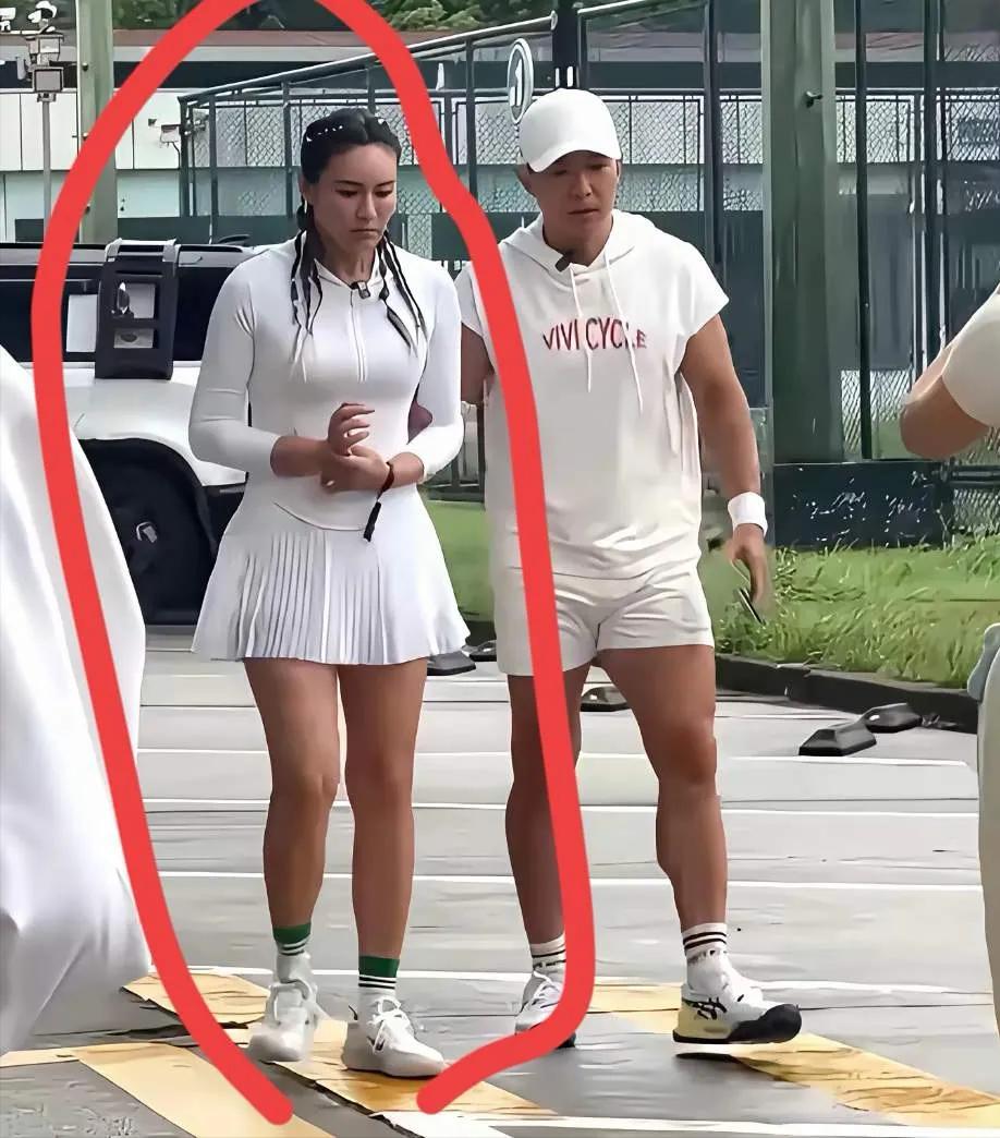 刘畊宏直播间真正流失的，可能不只是观众。还有大家对“只要跟着跳，就一定能够瘦下来