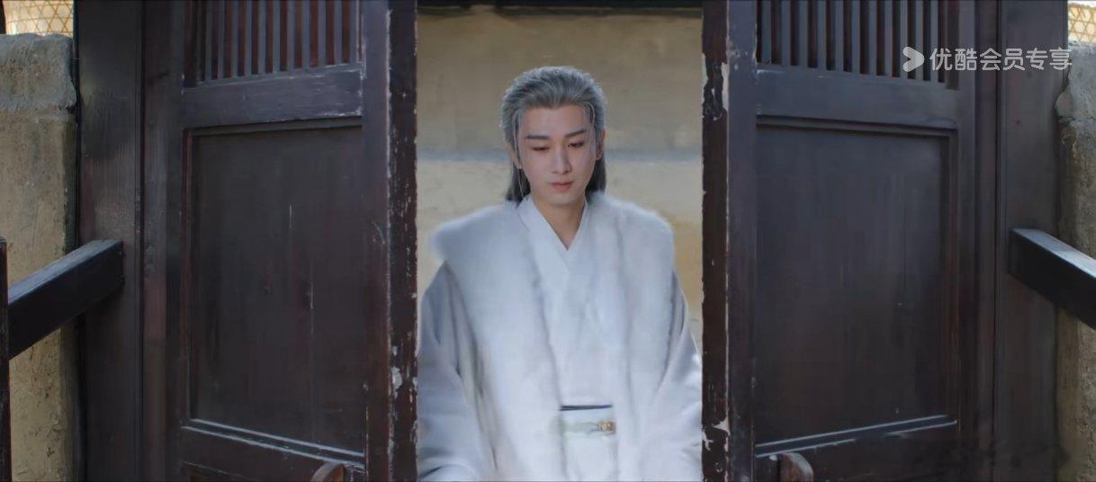 谢淮安、言凤山、铁秣王的终极对决落下帷幕，这场步步为营的长安之旅也迎来终章。谢淮