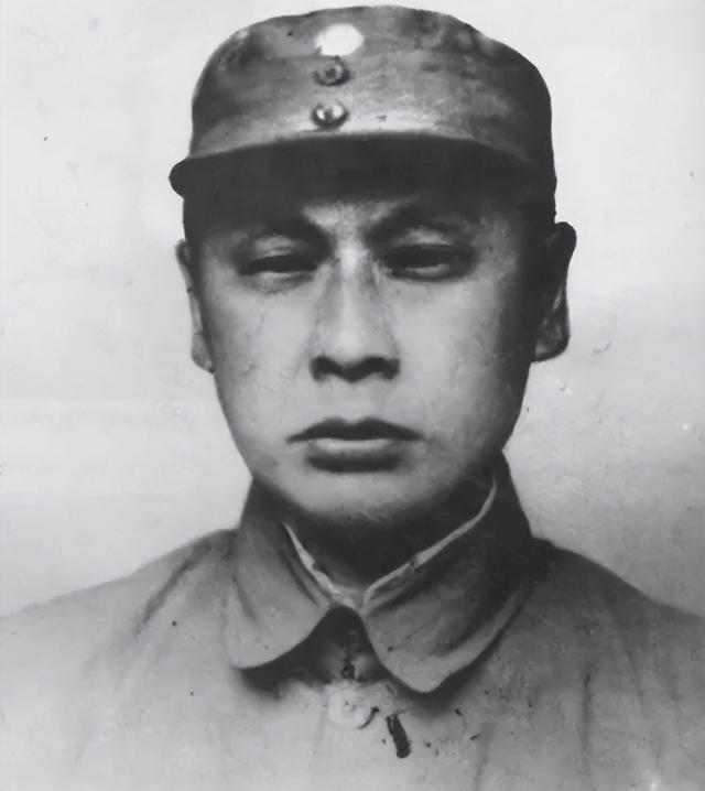 1955年，蒋介石得知陈毅授衔元帅，不禁对宋美龄苦笑：这人太厉害！陈毅1901