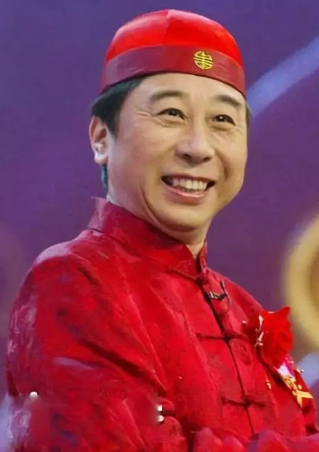 2004年，冯巩突然接到一封写着冯巩亲启的信。一看把他吓了一跳，一个叫张梦的女人