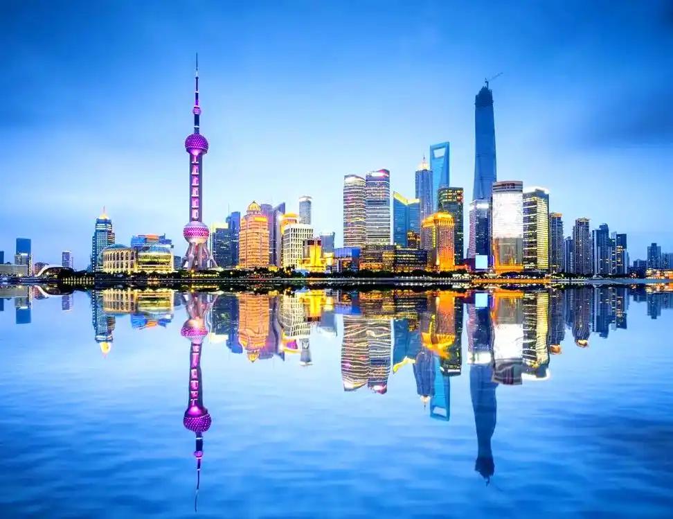 上海，绝！实在是绝！ 谁能想到，在寸土寸金的高楼背后，上海竟不声不响干了件大