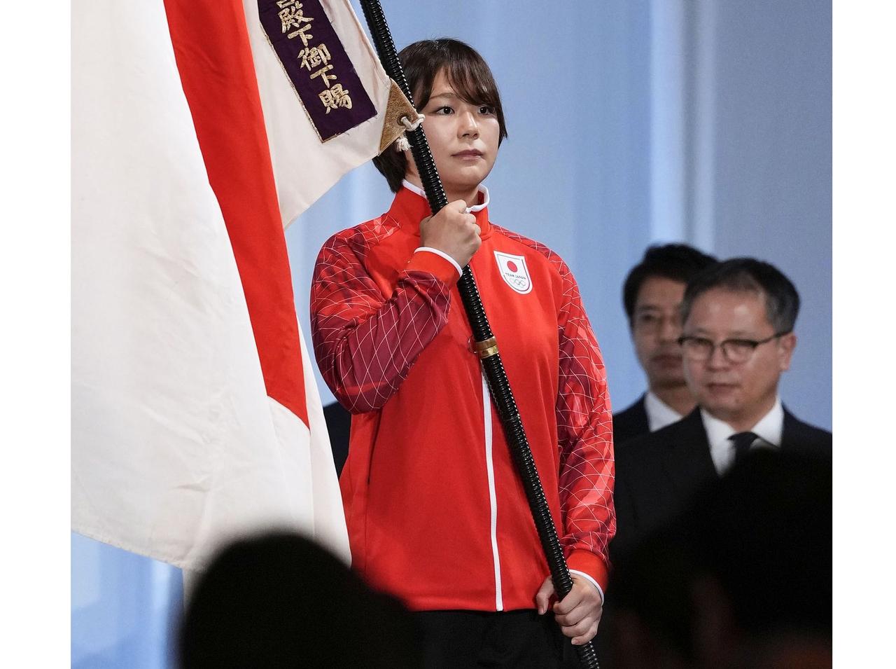 日本花2400亿办亚运，想捞一笔，结果把最大金主中国给得罪了。这下尴尬了，亏麻