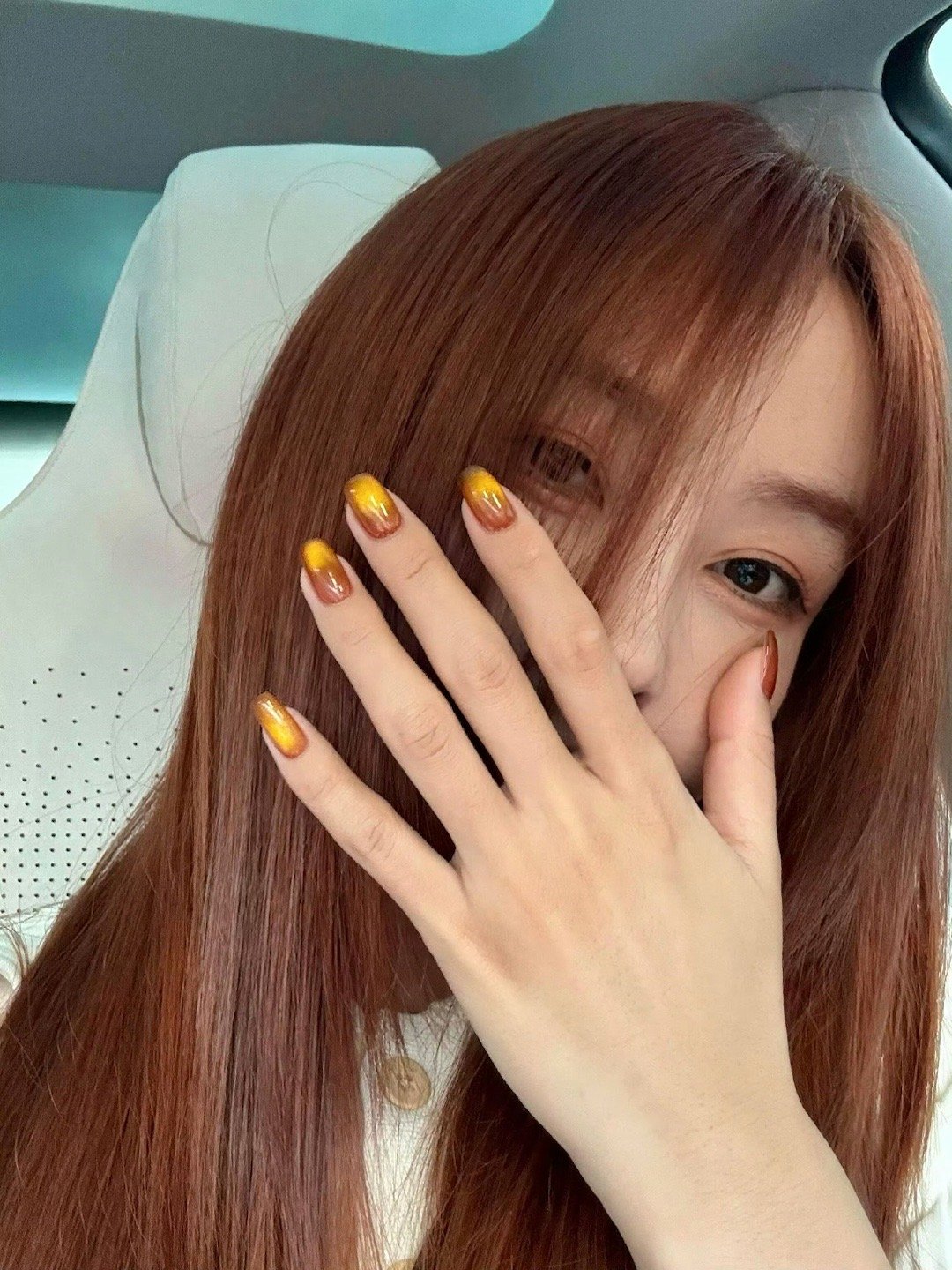 宋威龙姐姐颜值果然顶级浓颜的姐姐还是顶级浓颜完全是可以当女明星的程度！好强大的