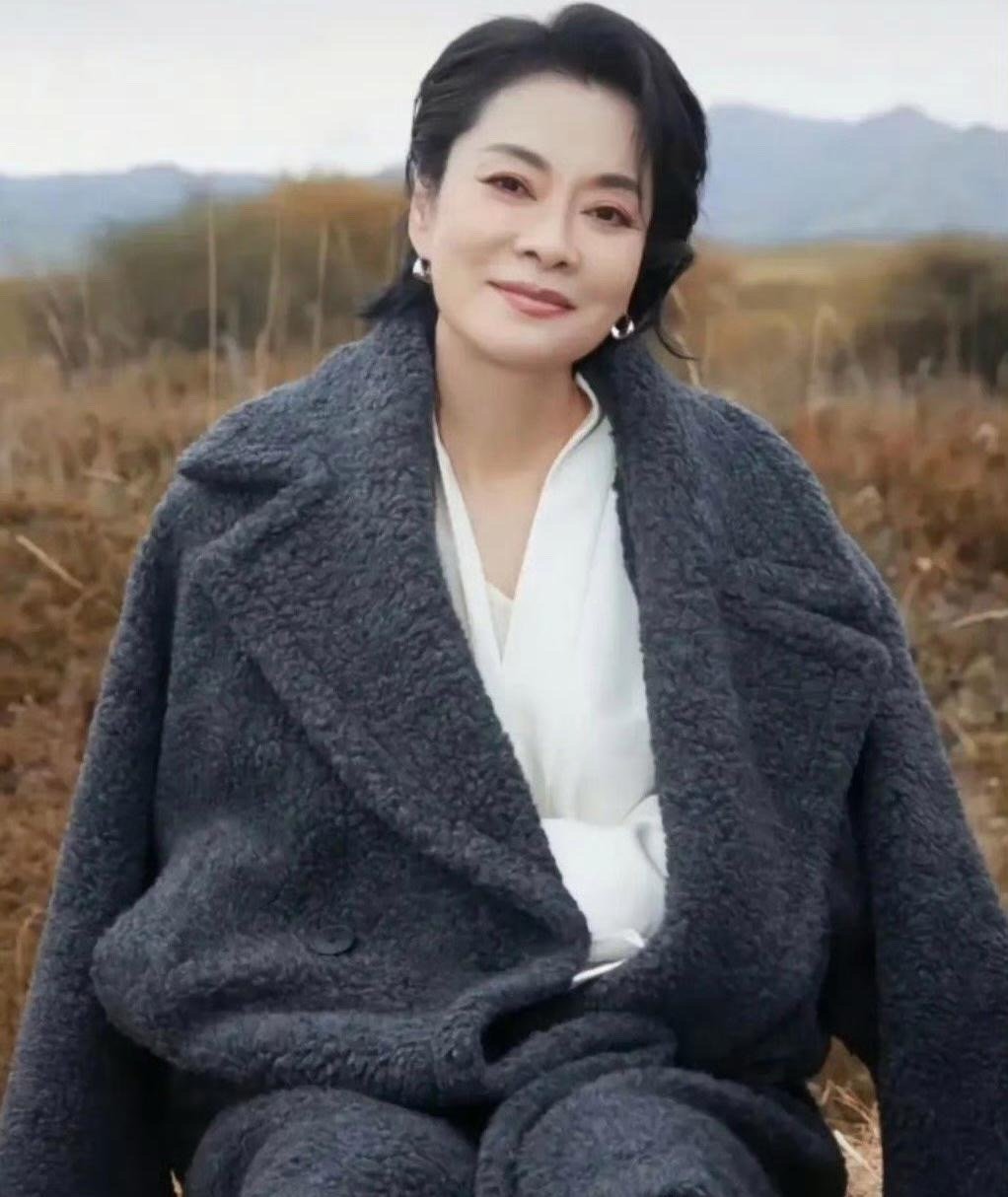 毛阿敏美得无可挑剔，极致动人​​​