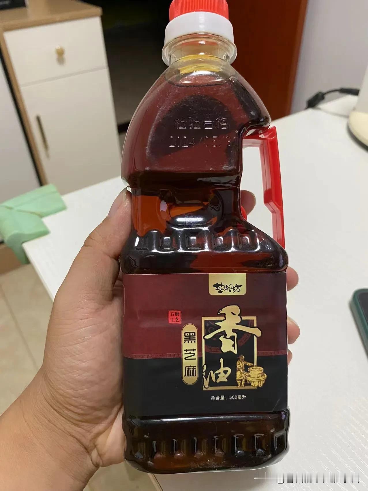 很多人以为芝麻油就是香油，如果你也是这样认为的，那就大错特错了。其实最初我也