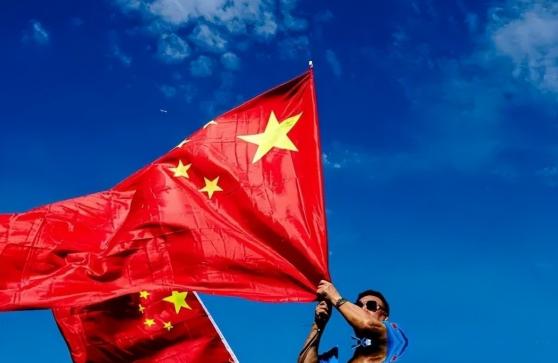 为什么美国企业在国外没有人敢动，而中国企业大小国家都敢欺负，一句话，你不够狠。因