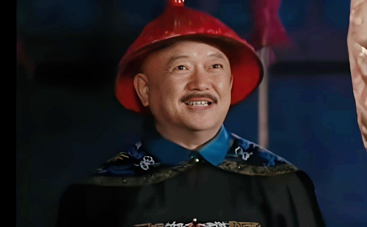 和珅发迹后，一帮亲戚来京投奔，和珅没给他们安排差事，而是说：“家里的银子有些潮湿