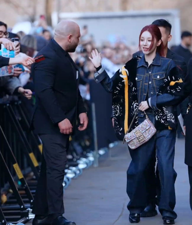 宋雨琦是怎么做到身高1.63穿个小高跟还能气场1.80的1.63在娱乐圈就是妥