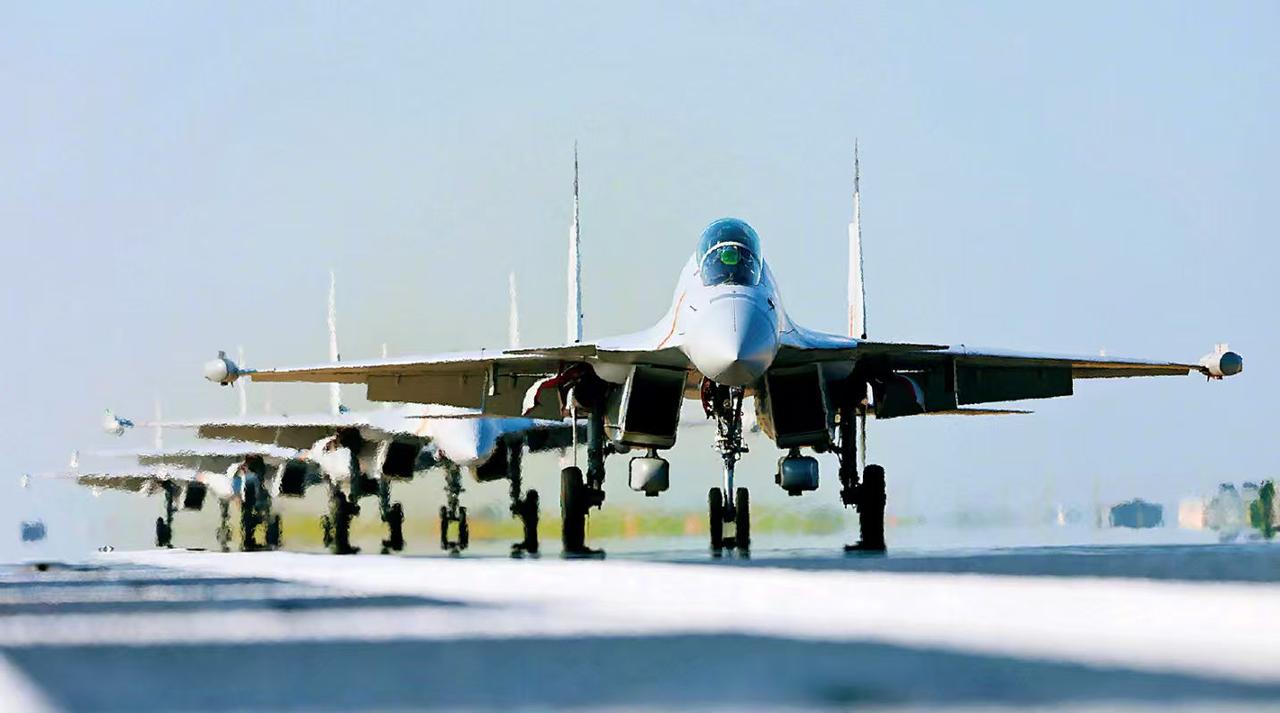 为了更好地实现“练为战”的目标，尤其是实现“让刚刚毕业的飞行学员在进入作战部队后