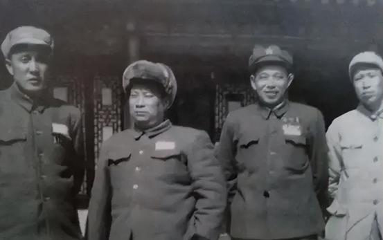 他军级不高，授衔被照顾了？但具有代表性，廖汉生：比我符合条件“1955年9月2