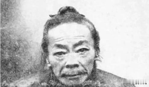 清朝时期这个人差点把日本灭国！你可能知道甲午战争清朝输得有多惨，李鸿章去日本签