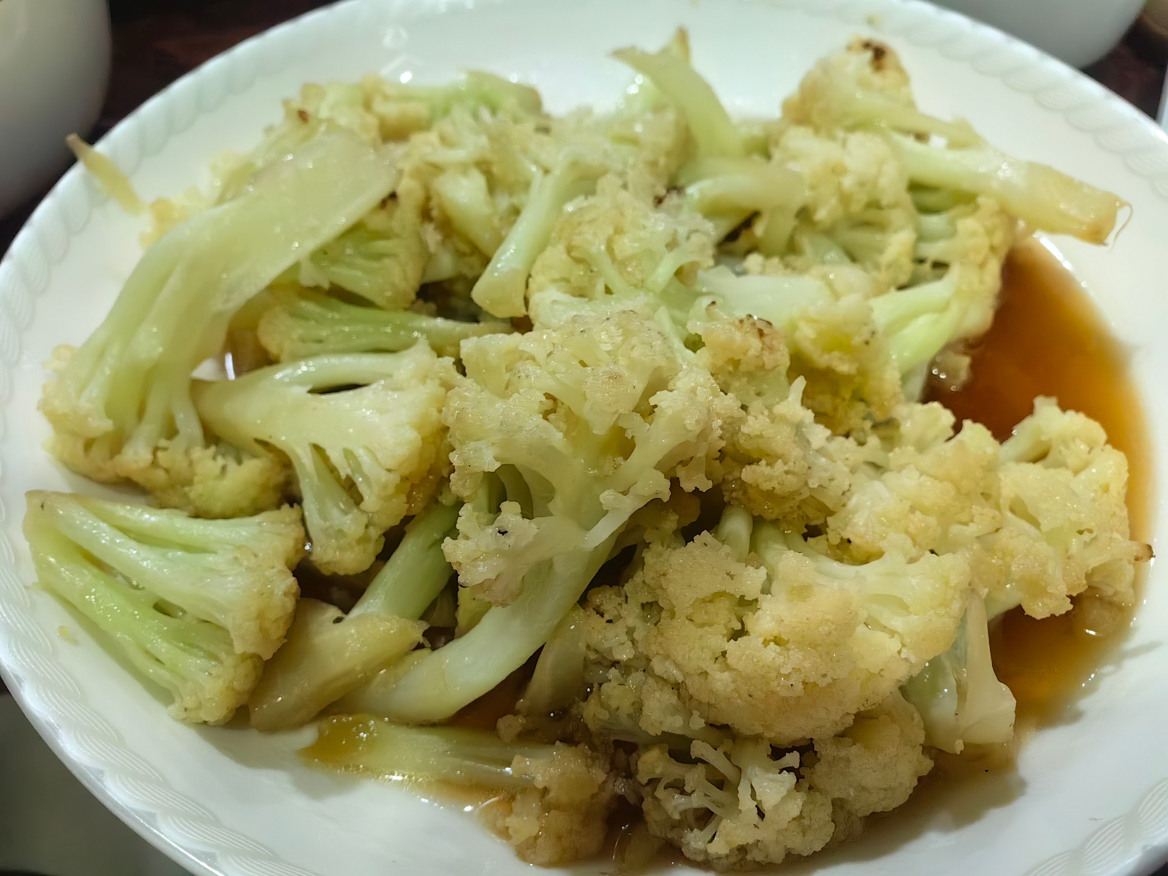 家常菜卤豆腐，烤鸭，炒菜花，花蛤丝瓜蛋汤。