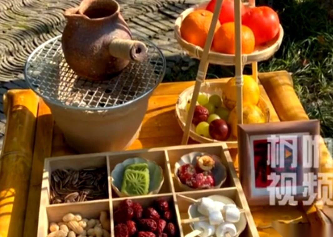 心脏快要跳出嗓子眼。整个人像被一块巨石压住，喘不上气。这是半夜，江苏泰州的一位