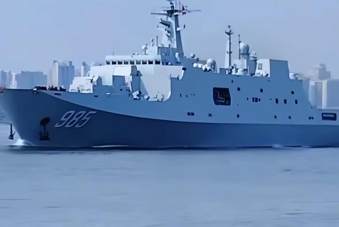 中国海军主力大舰，开始陆续搭载激光武器系统，将成为全球第一支“激光舰队”？中