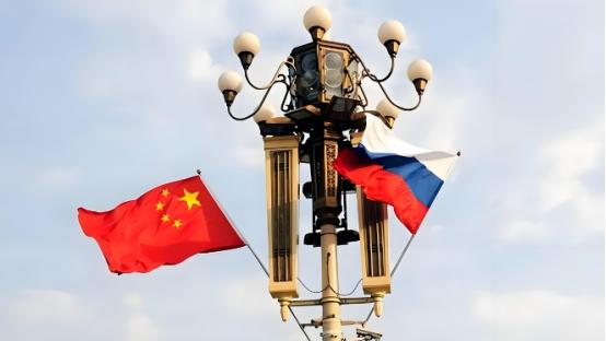 中俄的基本国情是不同的，俄罗斯不缺粮食，不缺能源，关起门来是可以过日子的，而且它