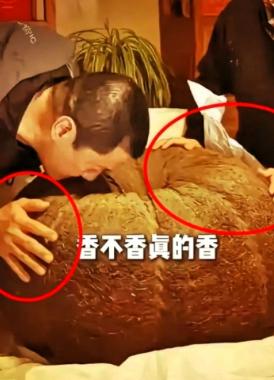 李亚鹏直播放大招！家人们，你们见过直播带货卖零食、卖衣服的，可谁见过一口气甩