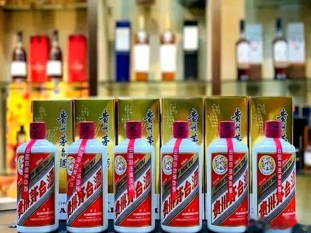 「i茅台」连续秒光, 「飞天茅台」跌破1499元, 茅台的冰火两极格局