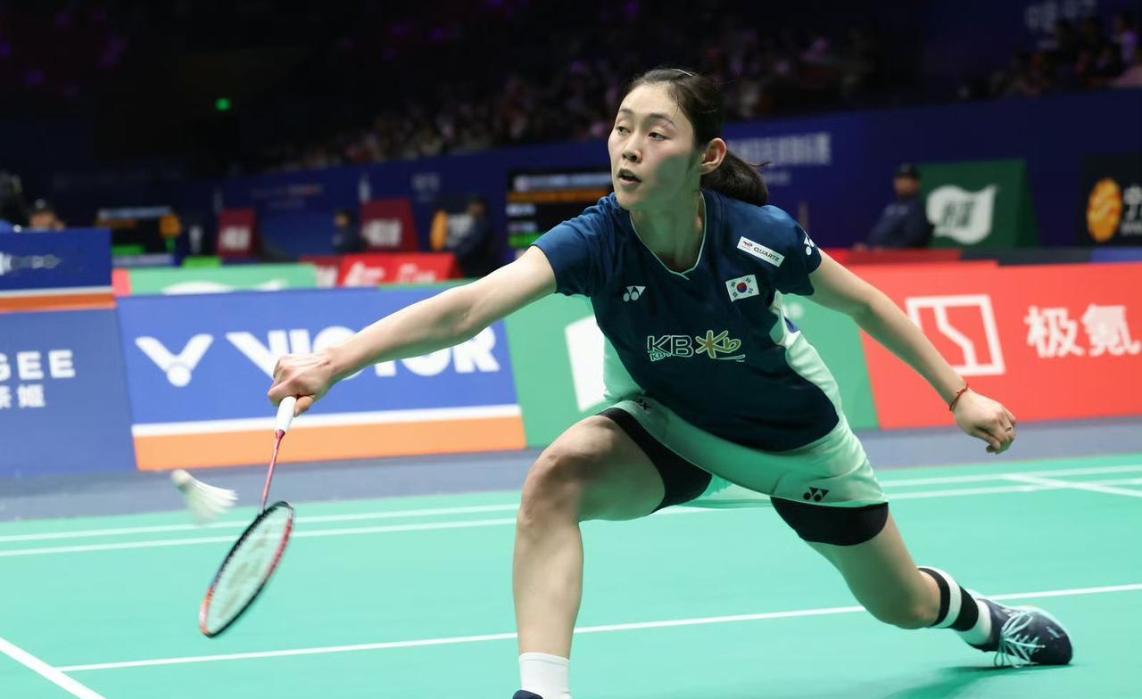 韩国队胜率100%!4月10日，羽毛球亚锦赛，韩国队表现强势。在1/4决赛中，