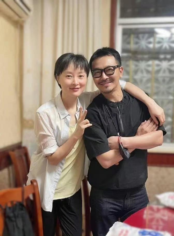 吴越:好久不见，咱们俩居然能凑一块儿合影。吴越:是啊，同名同姓，经常被网友搞混