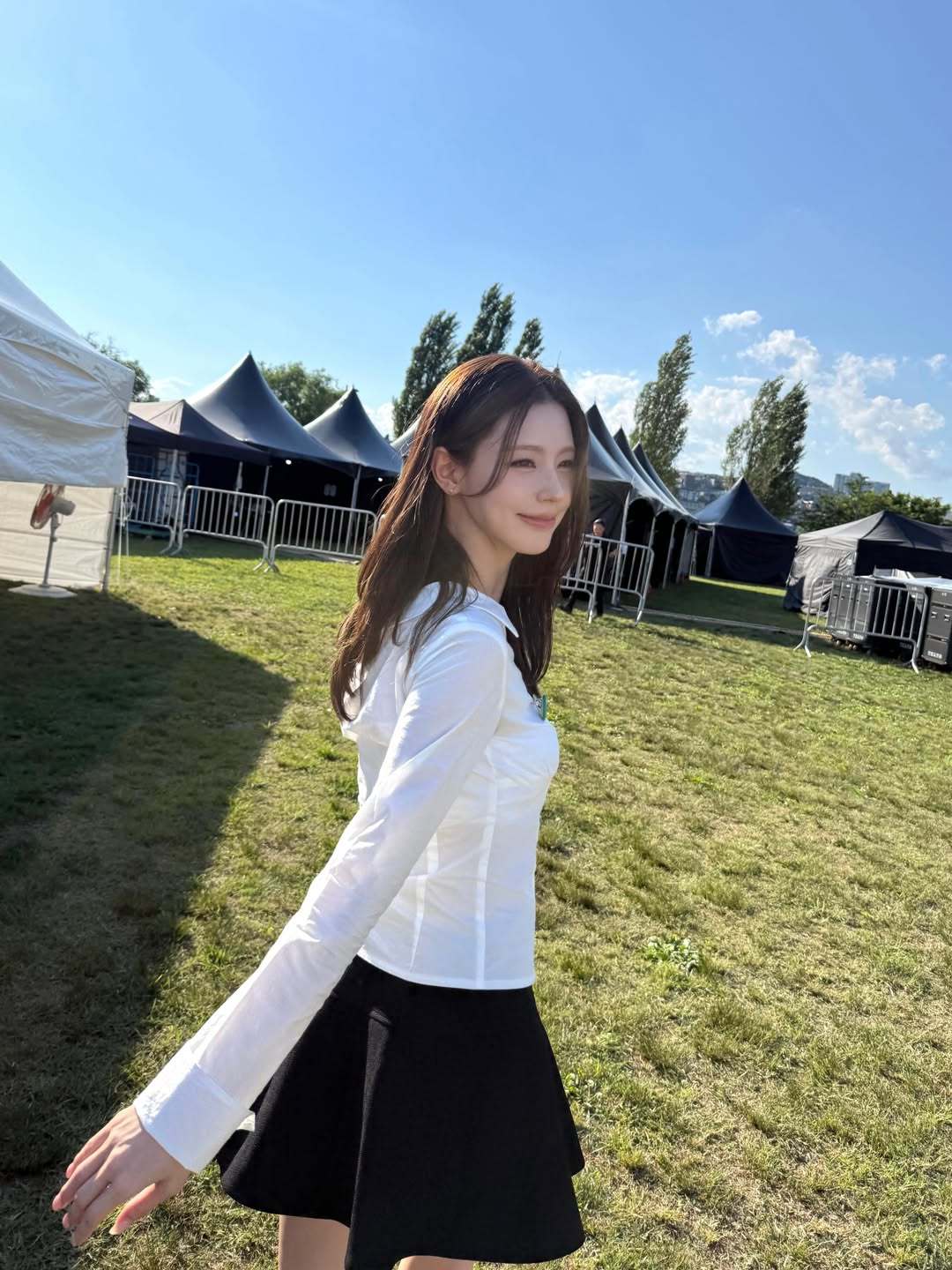 idle组合赵美延力量主唱💚面弗洛狄忒260606薇娟ig更新成为了环境日气
