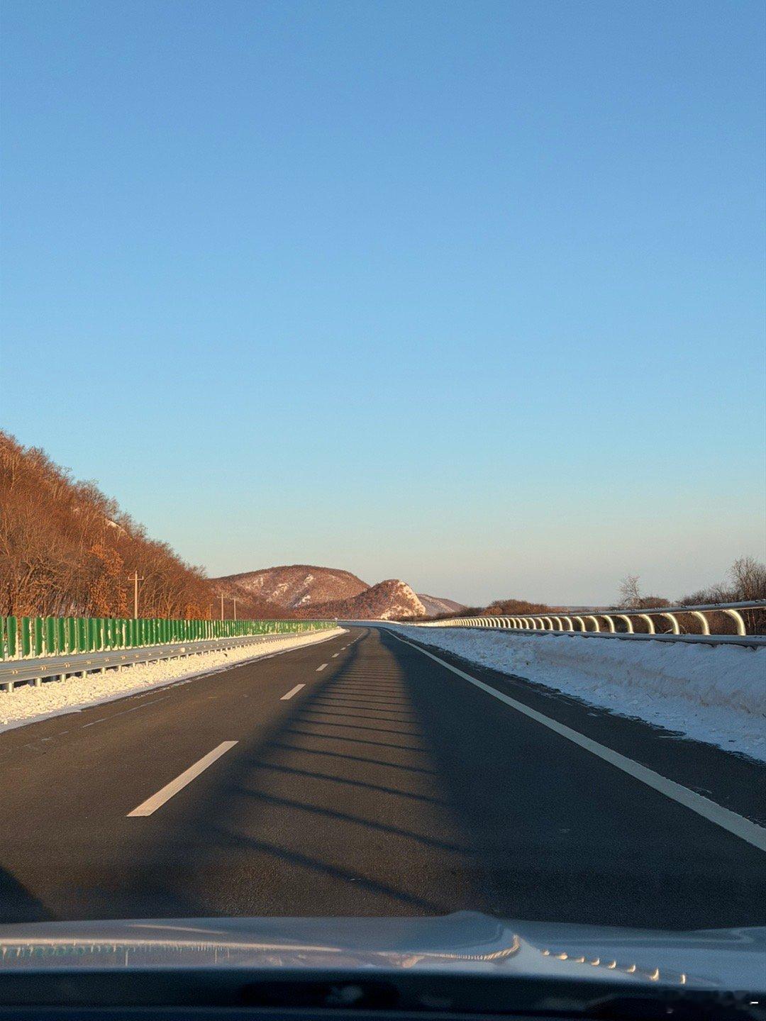 早呀，今天又是被强制开机的一天