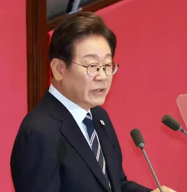 韩国存在78年的检察厅没了，被李在明一分为二，新设一个起诉厅，一个重大犯罪调查厅
