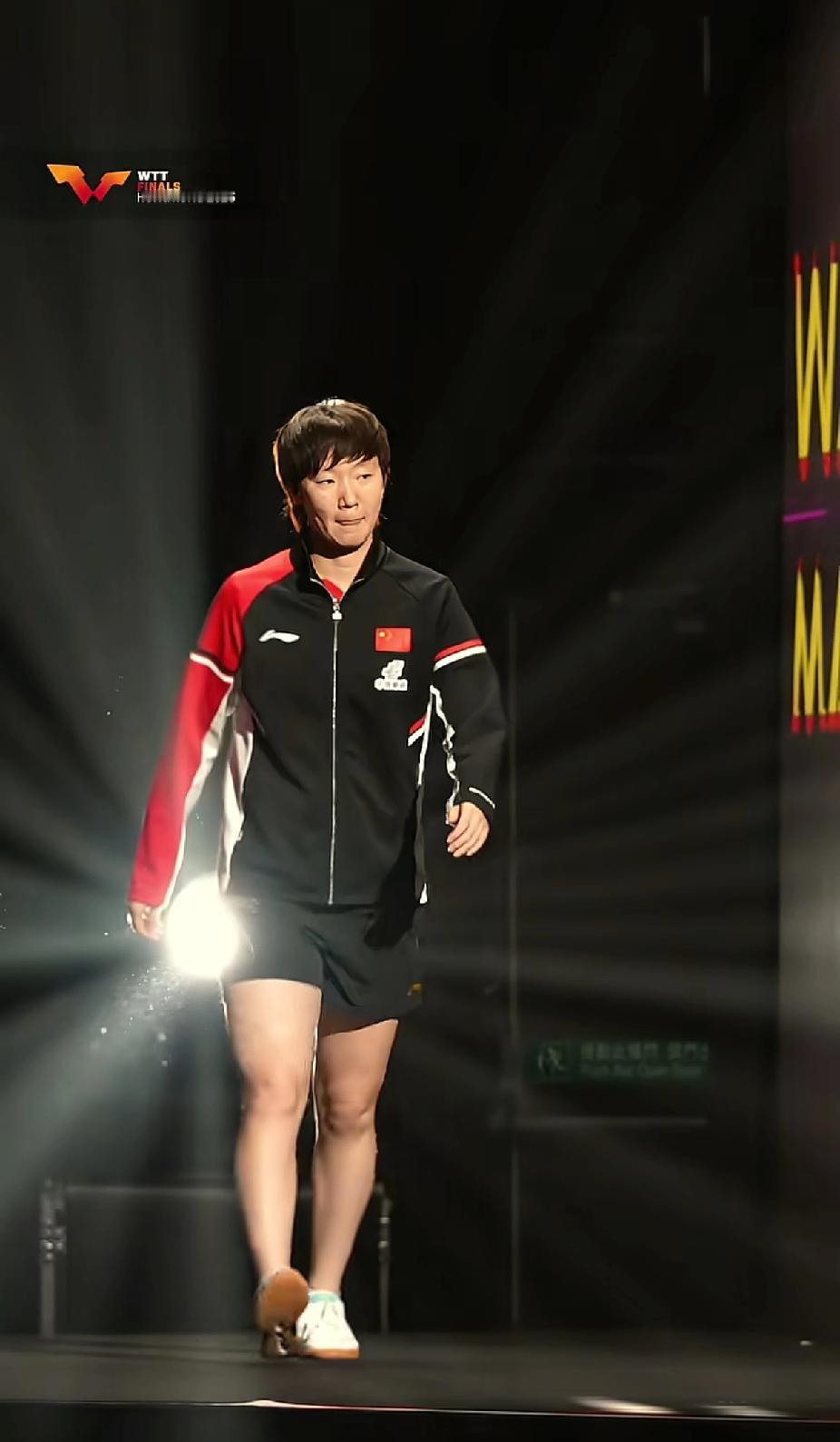 终于知道为什么王曼昱奖金没了不是因为她不会理财​也不是她奢侈乱花，而是因为从