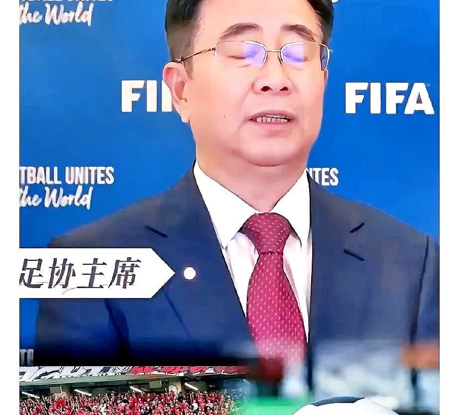 足协又来管草根比赛了！一句话：国务院都说不用批，他们偏要批。踢球