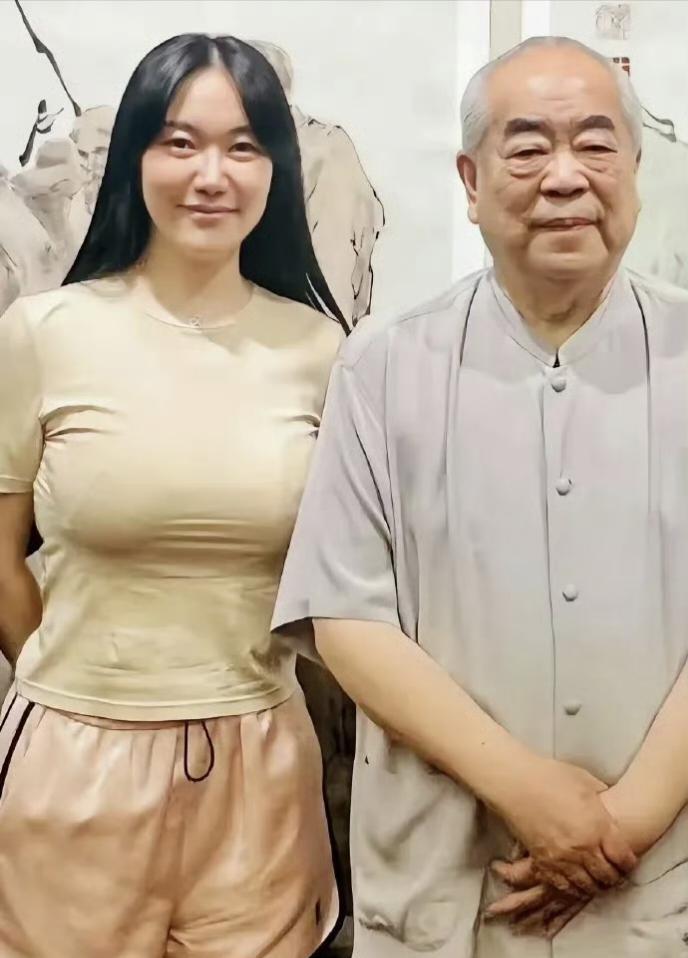 顶级圈层的真爱，年龄不是问题，六对老夫少妻，实在让人羡慕。徐萌比老公范曾小50岁