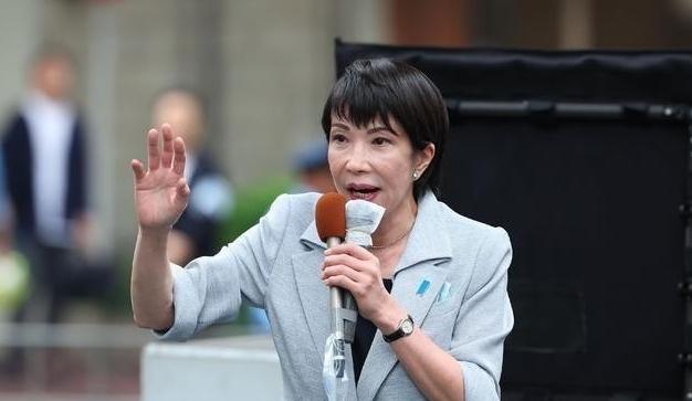 无论是中国的导弹，还是中国的航母，日本都不怕。日本怕的只有两点，一是中国